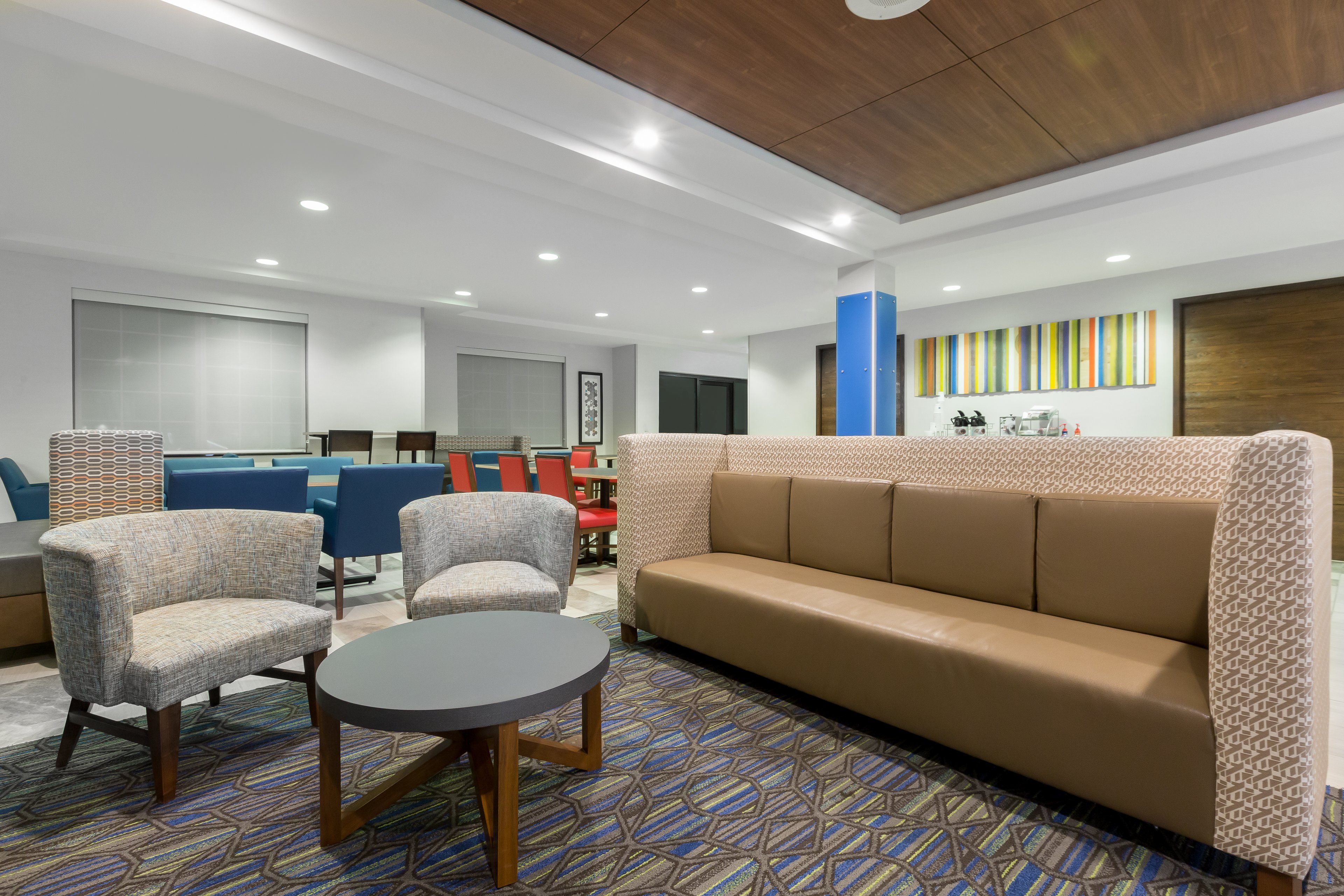 Holiday Inn Express Hotel And Suites Eugene Downtown University 44/70