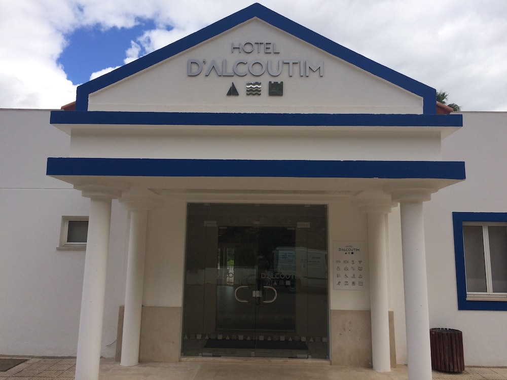 Hotel Dalcoutim 1/46