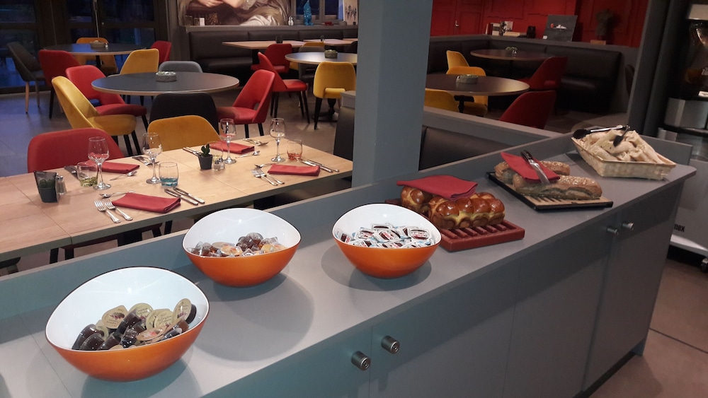 Ibis Styles Douai Gayant Expo Train Station 45/71