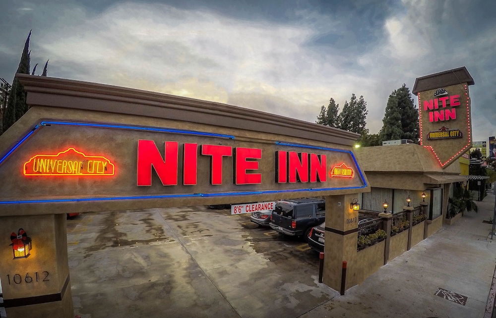 Nite Inn 62/67