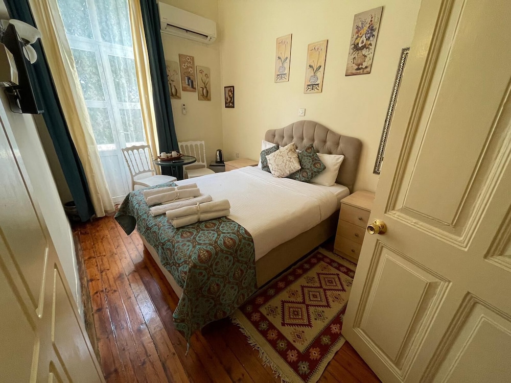 Lord's Residence Boutique Hotel 30/75