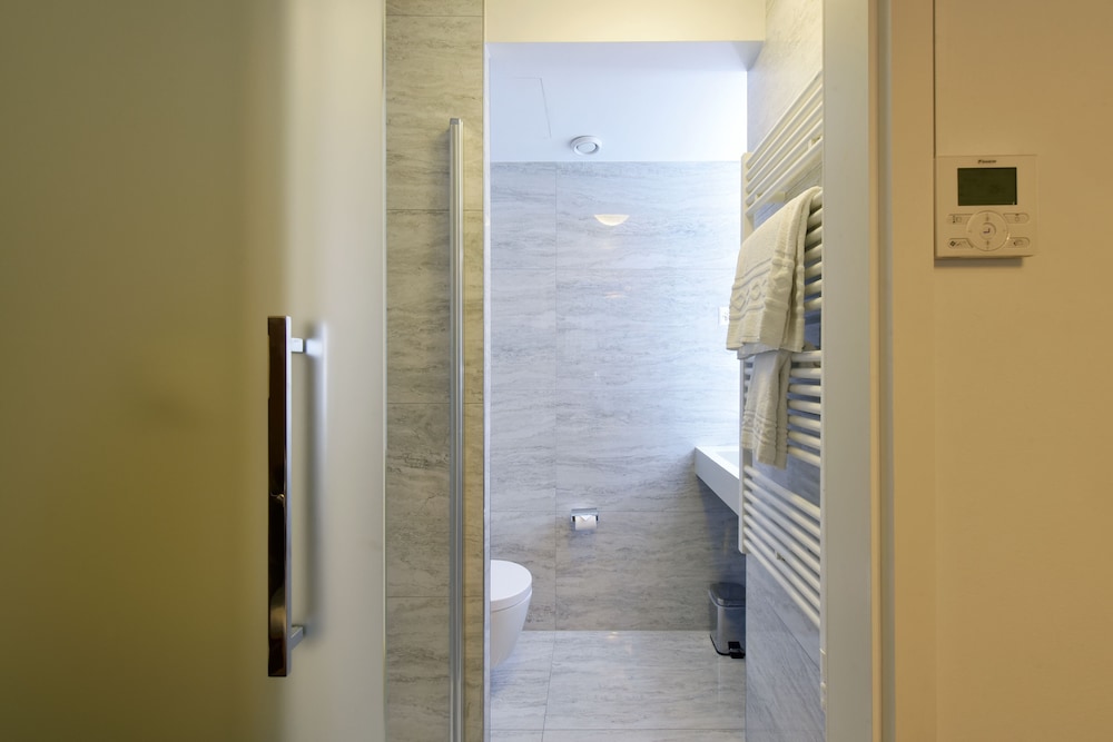 Hotel Rousseau Geneva 42/50