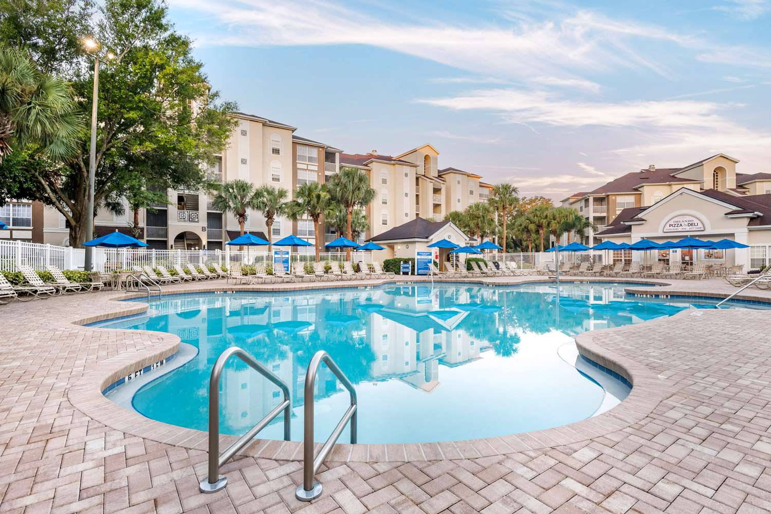 Hilton Vacation Club Grande Villas Orlando 33/34