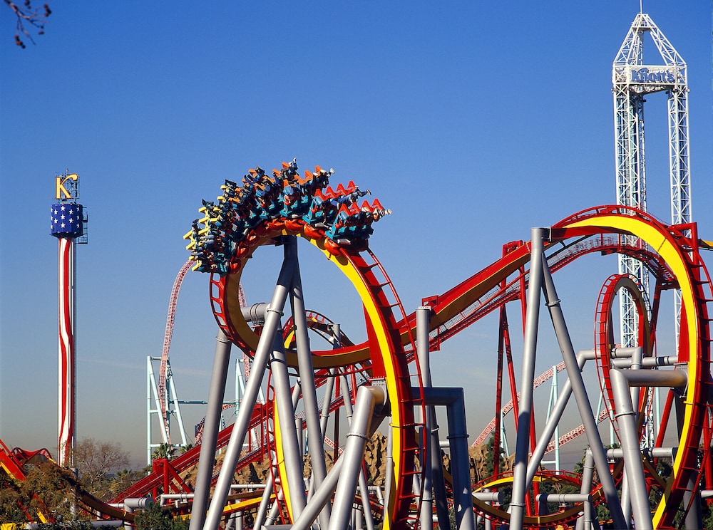 Knotts Berry Farm Resort Hotel 40/41