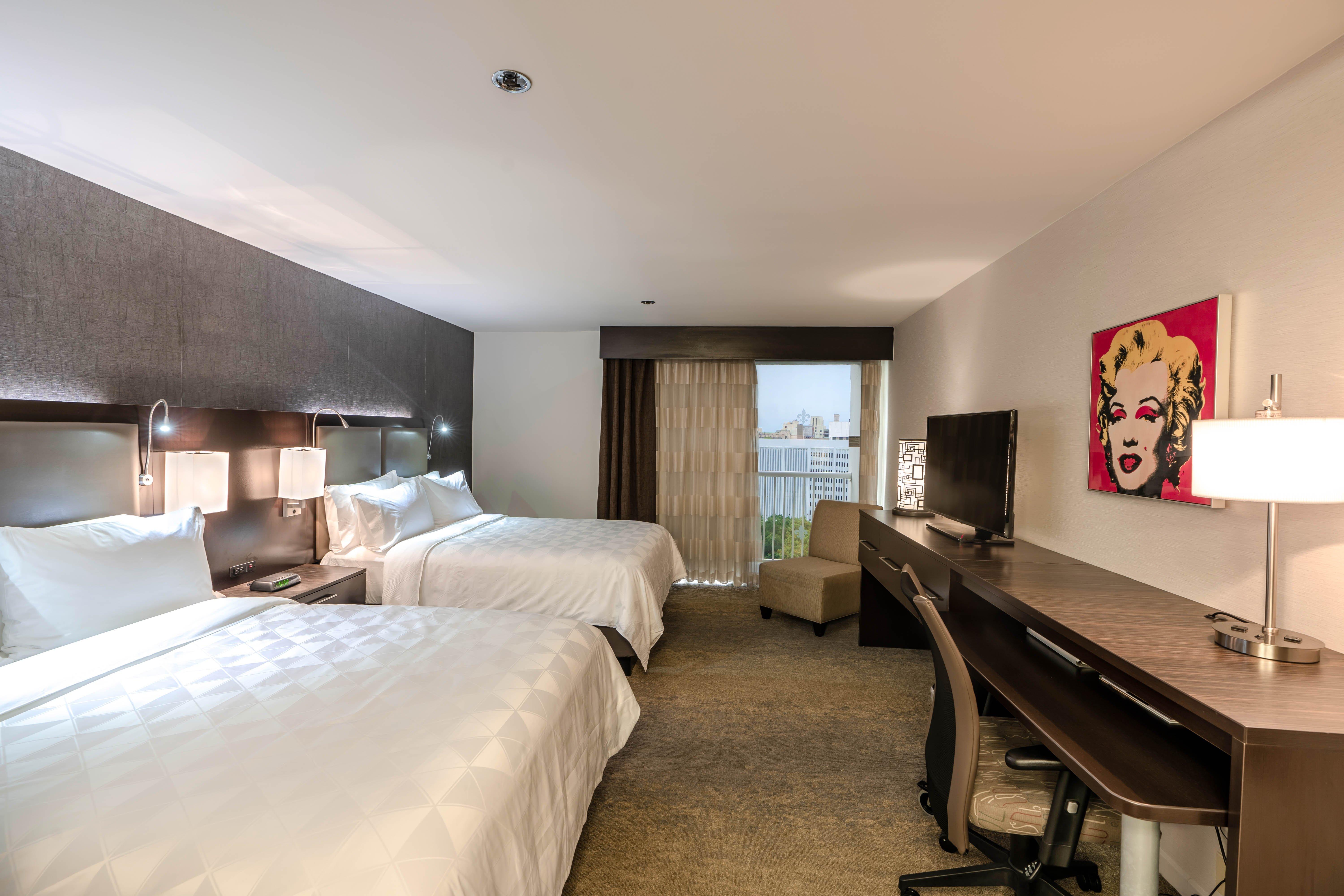 Premium, 2 Queen Beds, Pool Access