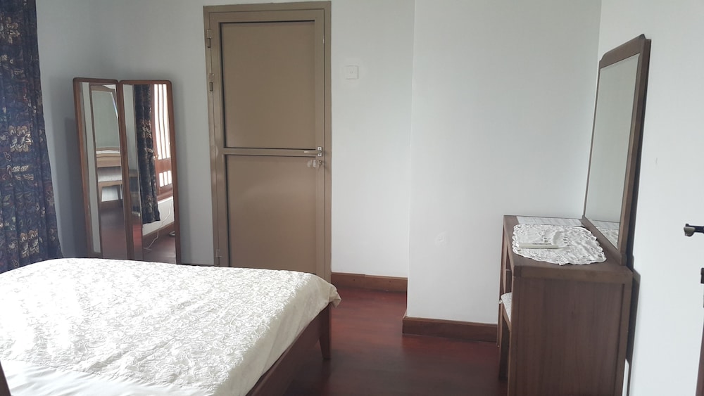 Resident View Homestay 10/33