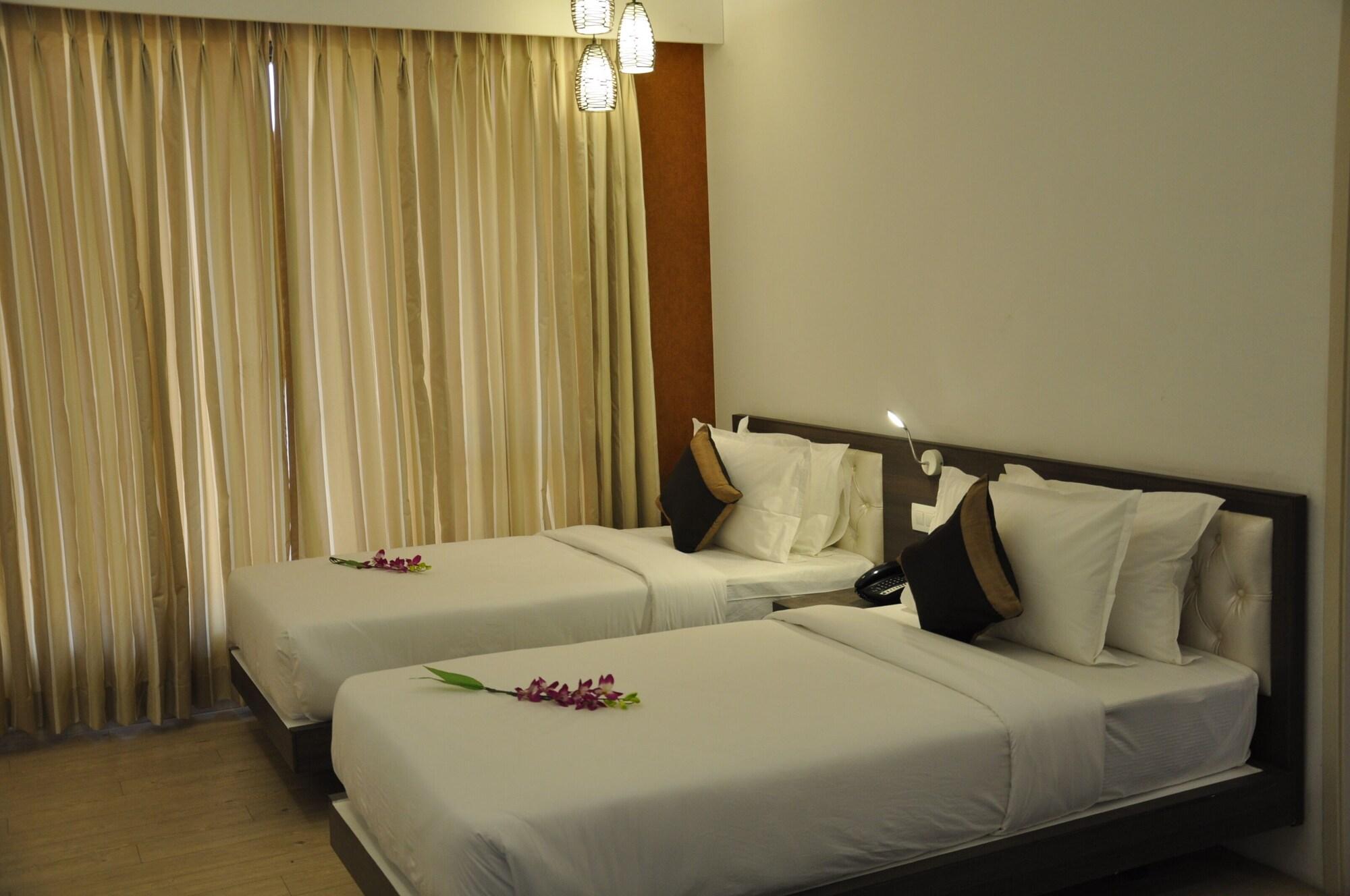 Pride Biznotel Manjusar (ex Mango Hotels Tansha Regal) 16/50