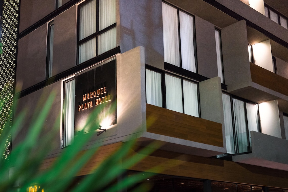 Marquee Playa Hotel 2/76