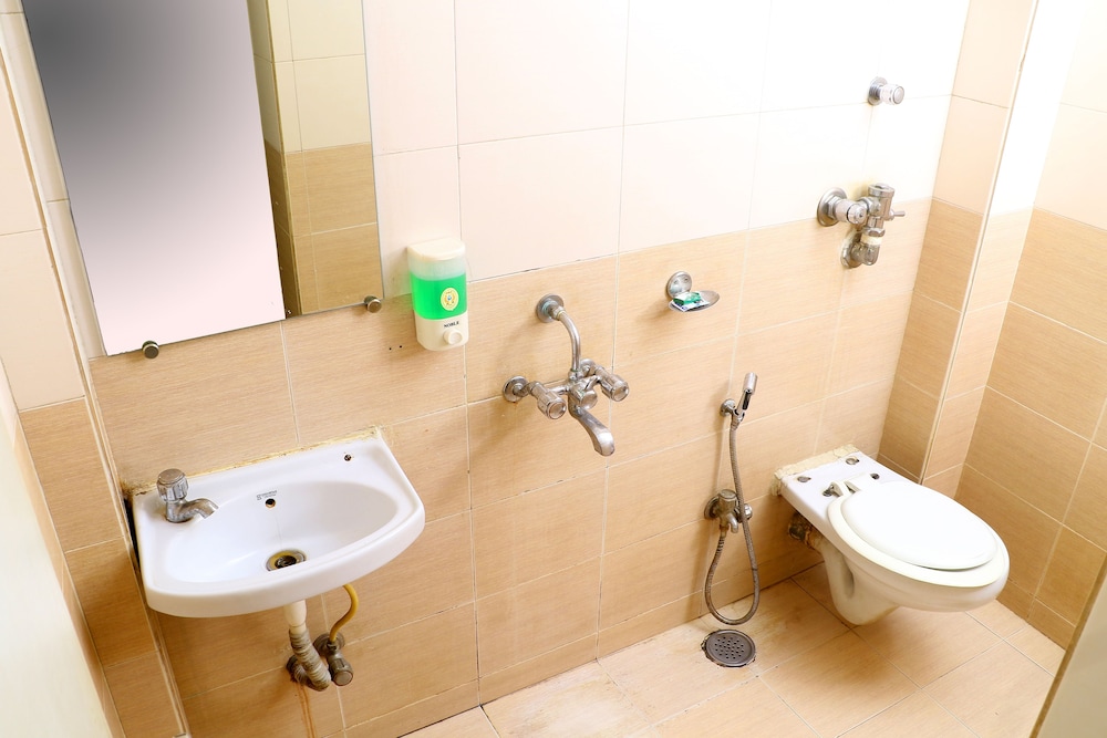 Hotel Alka Residency 48/50