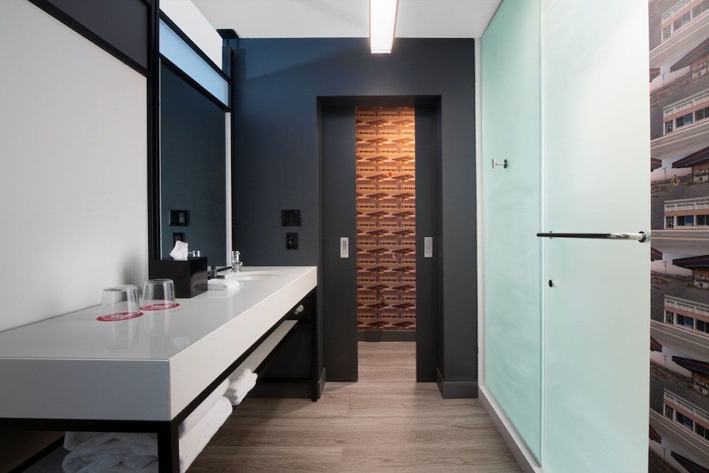 Aloft McAllen 41/41