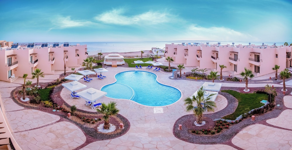 Sky View Suites Hotel 18/20