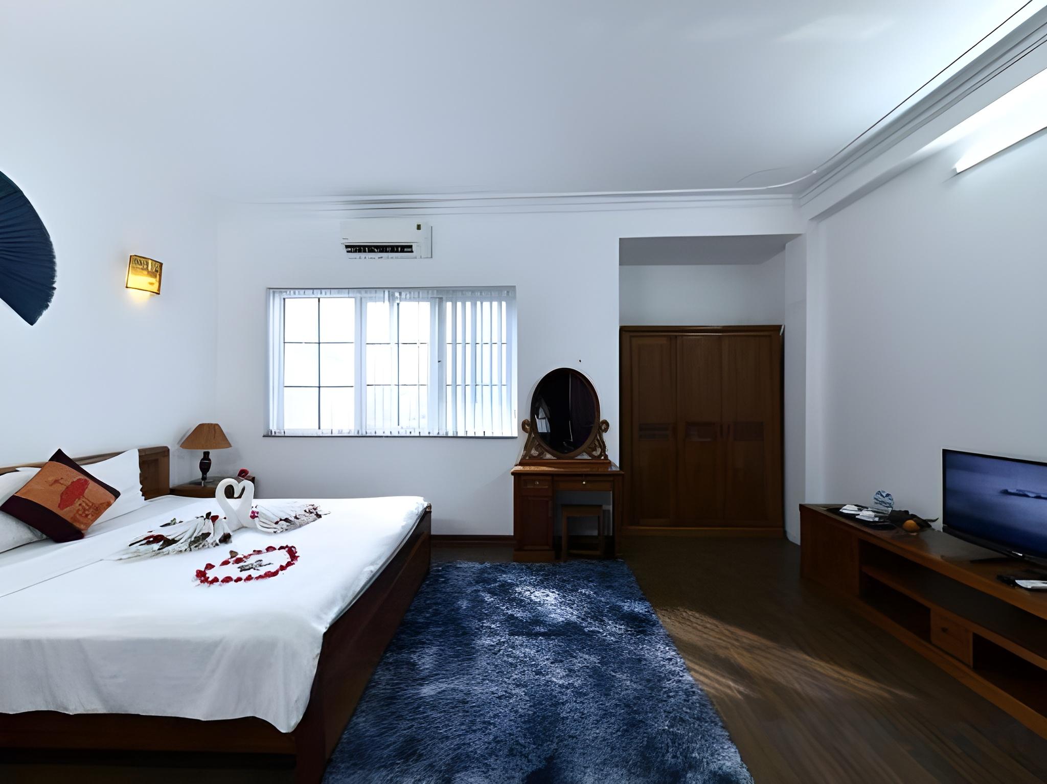 Honeymoon, Suite, City View