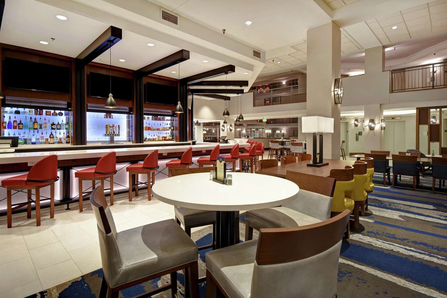 restaurant cafeteria