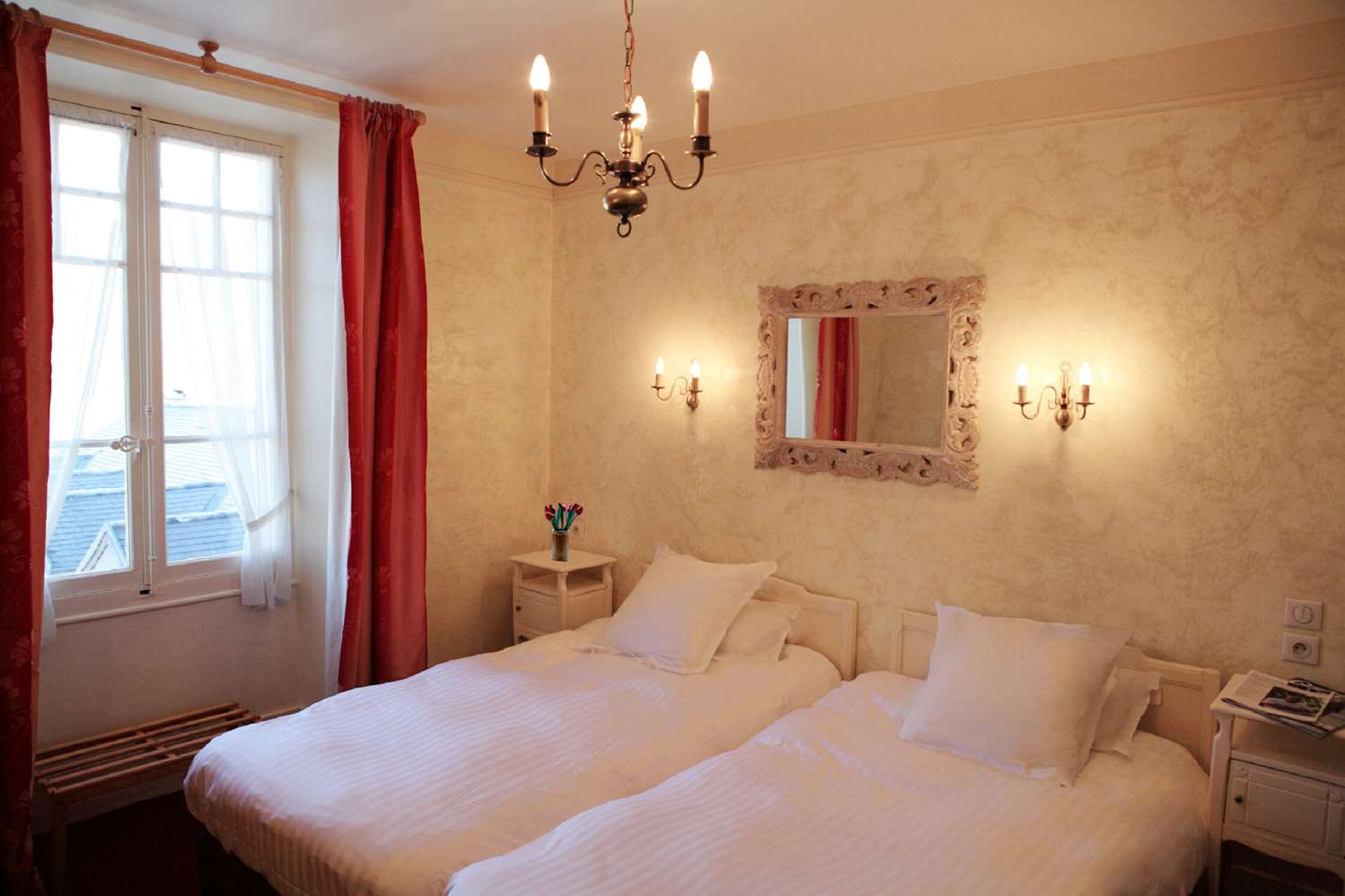 غرفة قياسية بسريرين منفصلين، Best Western Grand Hotel De Paris 2/4