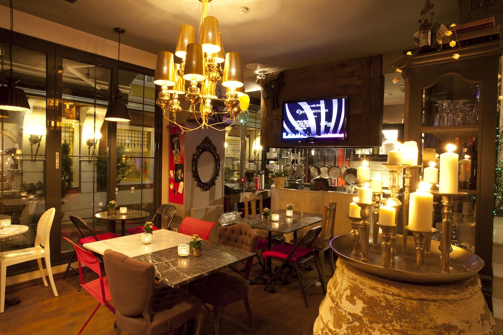 Hypnos Design Hotel 35/50