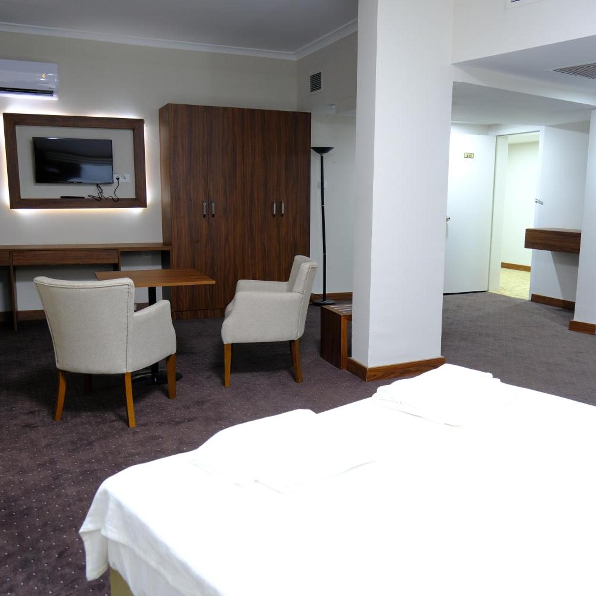 Adana Aksoy Otel 16/26