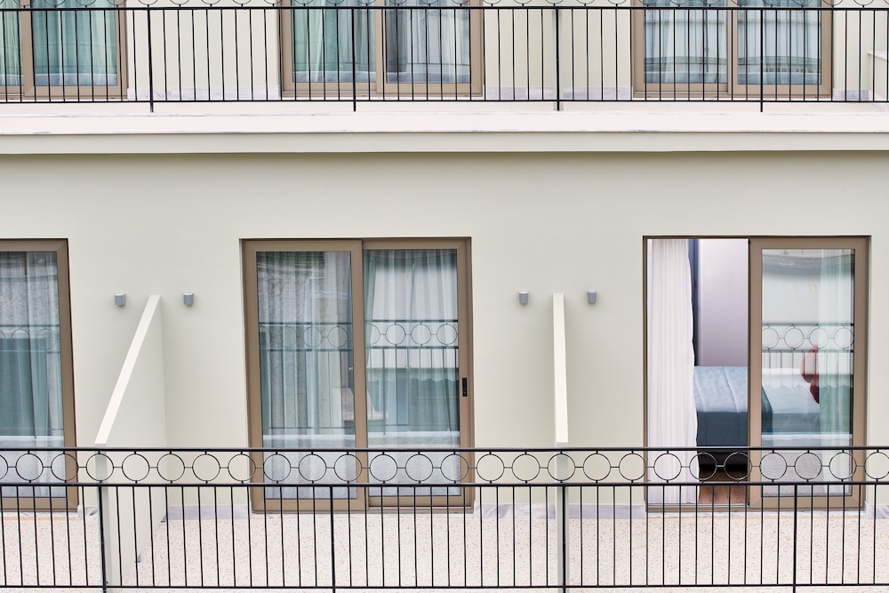 Achilleas Hotel in ATHENS