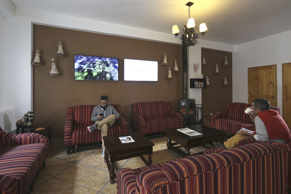 CASA ANDINA STANDARD PUNO 51/81