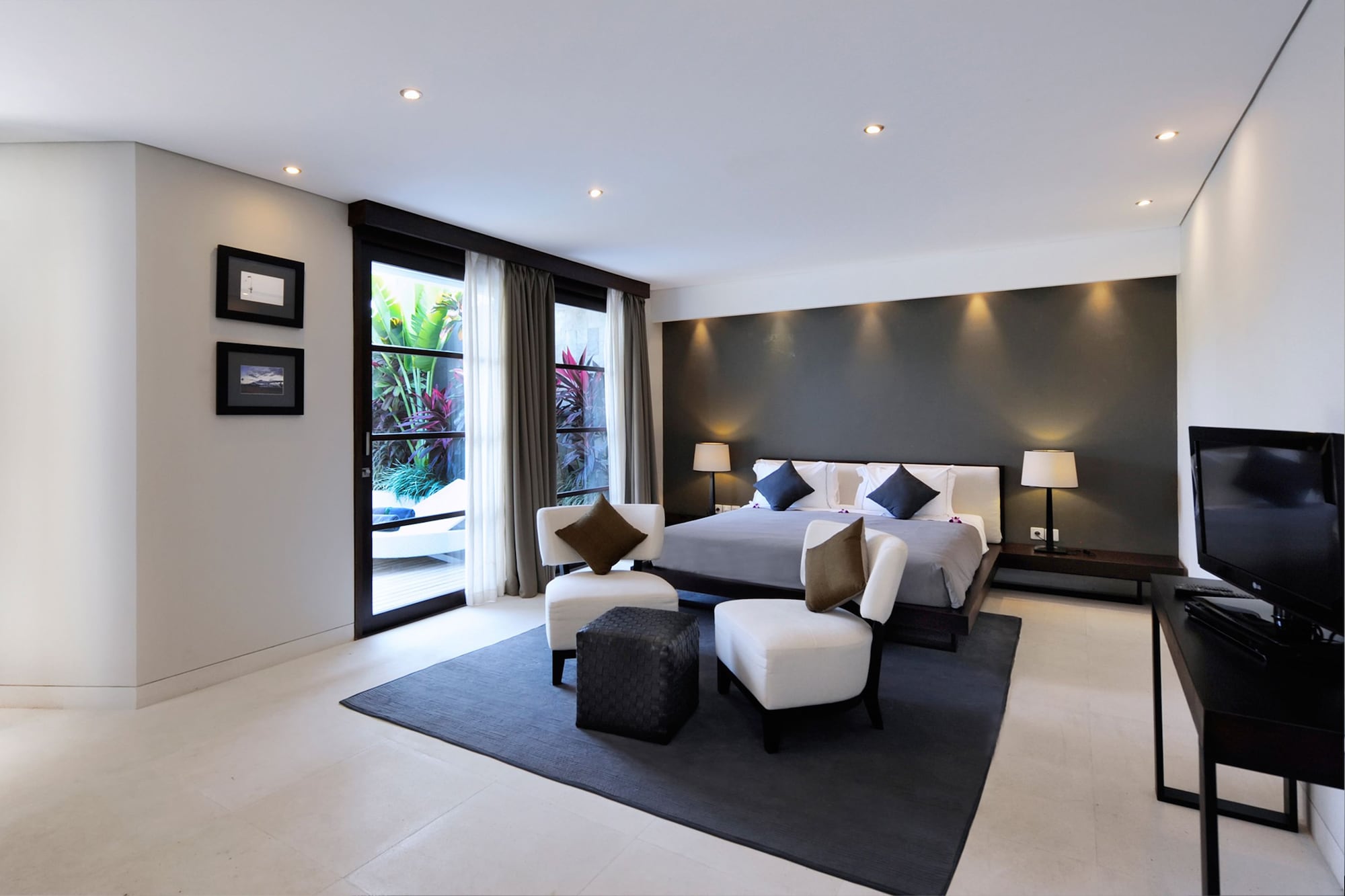 1 BEDROOM, VILLA, PRIVATE POOL