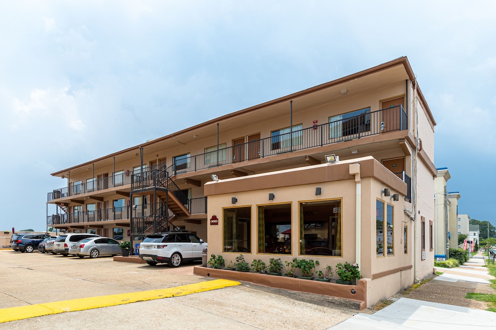 Sundial Inn photo2