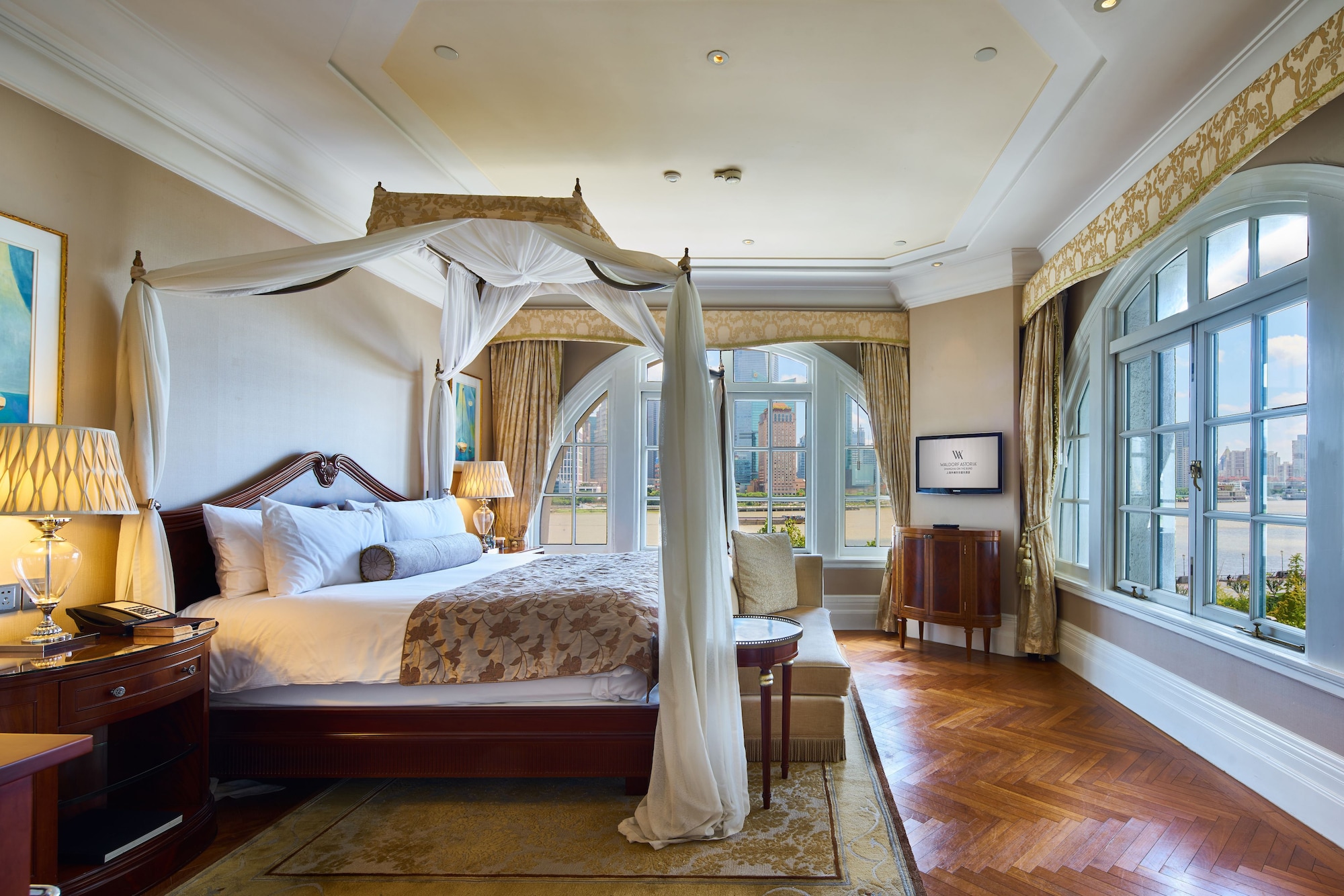 Heritage, Club, Suite, King Bed, River View