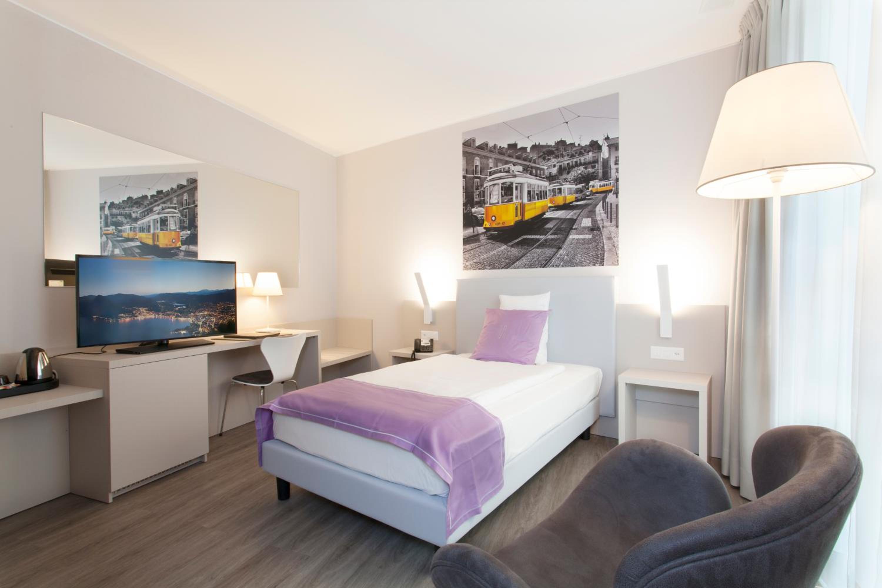 Business, French Bed