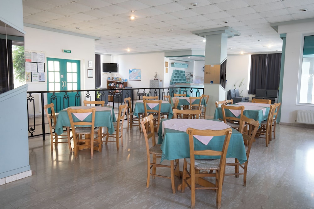 DebbieXenia Hotel Apartments 25/45