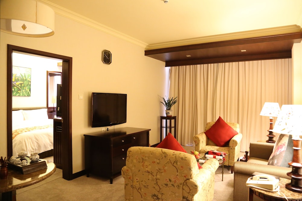 Seaview Gleetour Hotel 21/28
