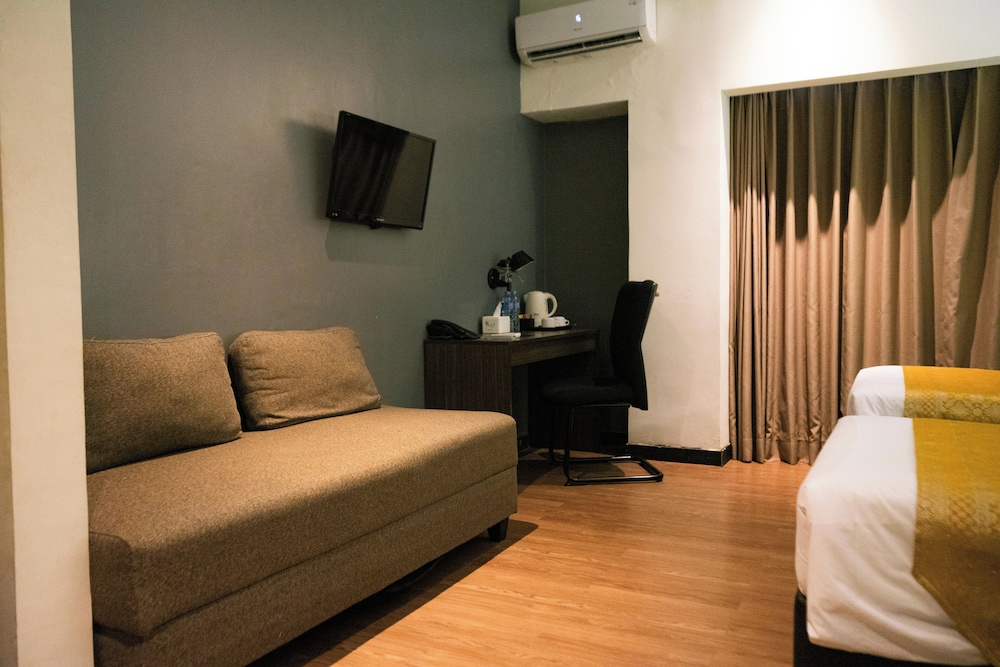 Yunna Hotel Lampung 35/50