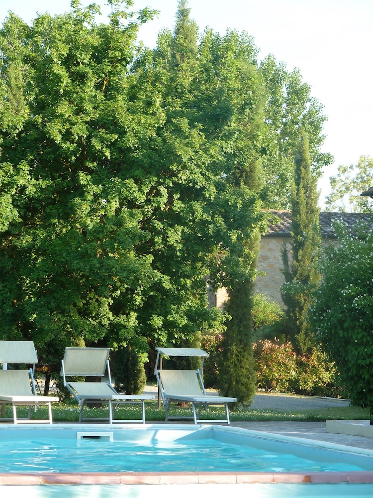 Borgo San Benedetto 32/50