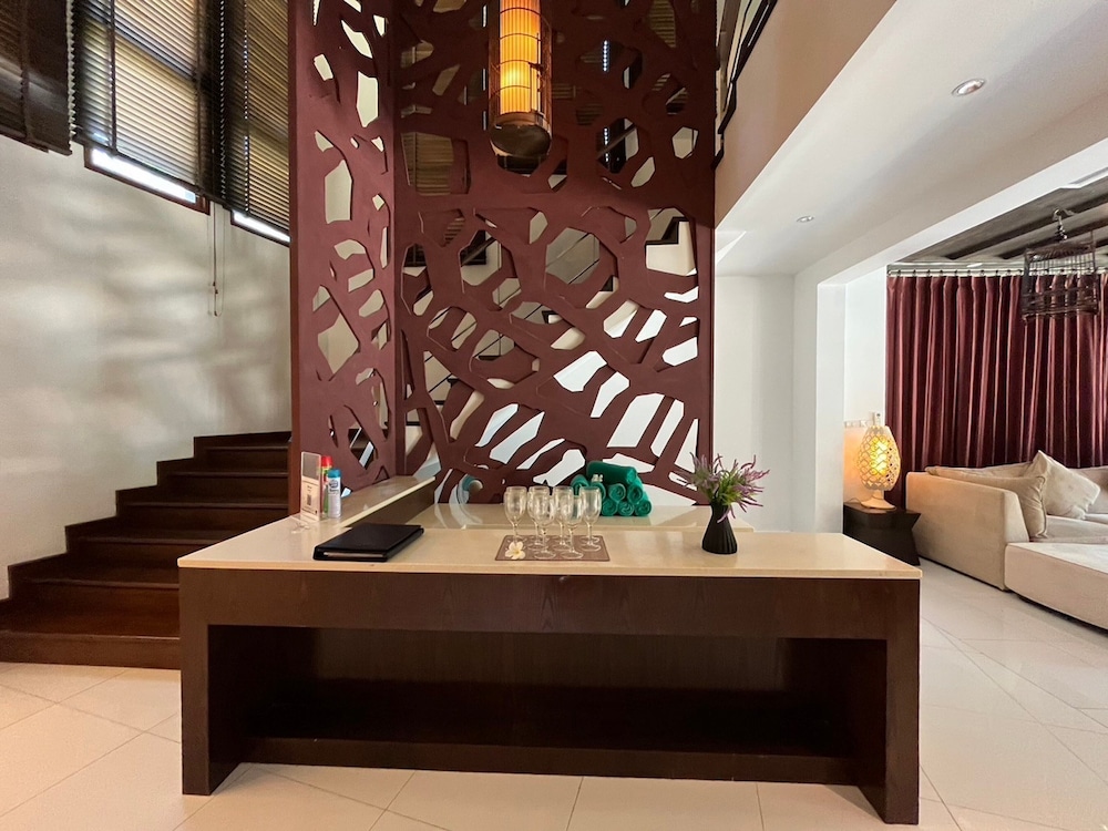 Amatapura Beach Villa 1 21/59