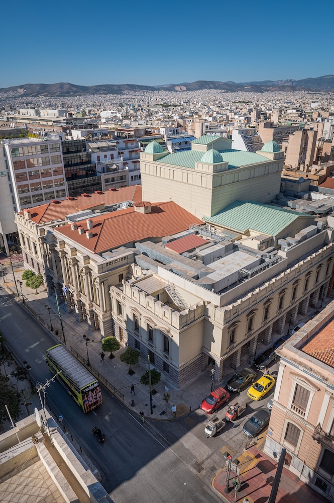 Diros Hotel 8/57