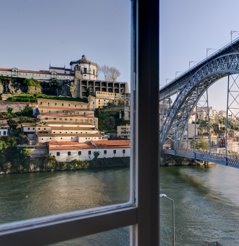 Ribeira Cinema Apartments 25/33