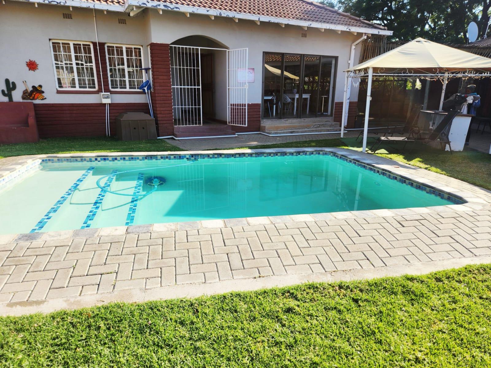 Villa Mexicana Guesthouse 24/33