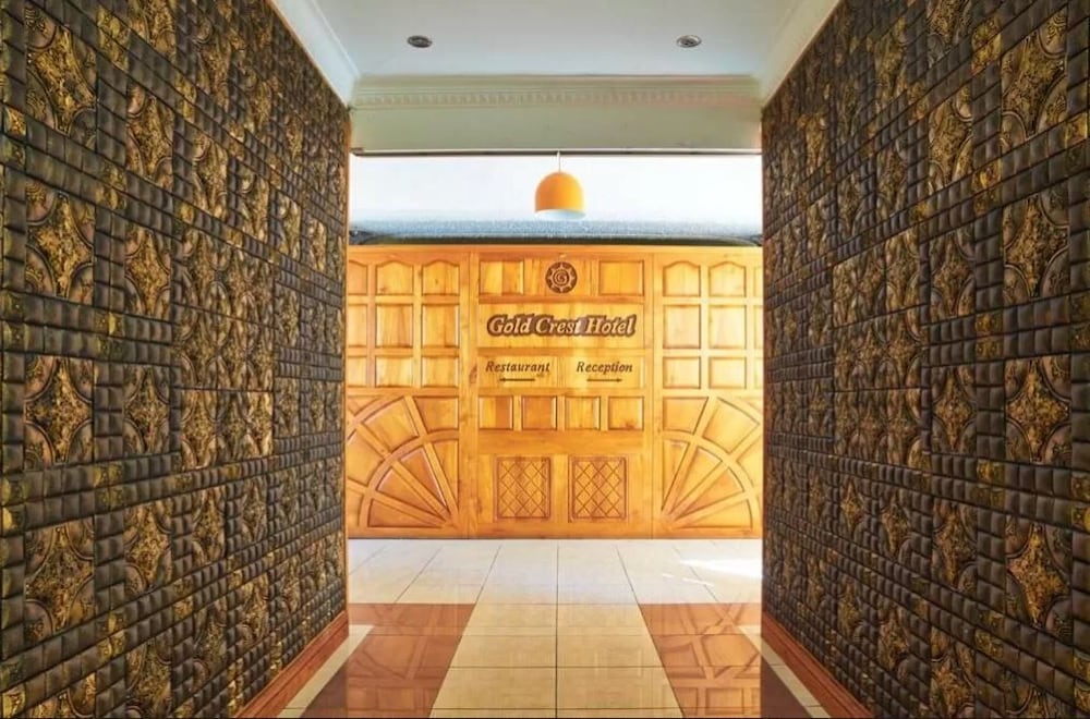 Gold Crest Hotel 5/71
