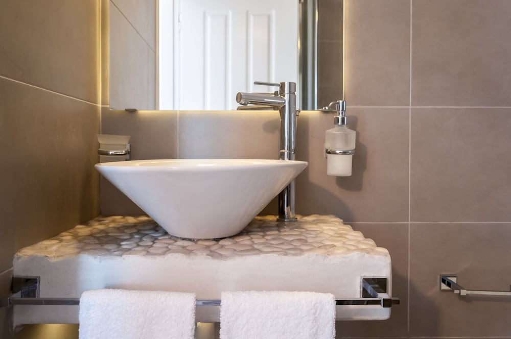 Milos Bay Suites 48/50