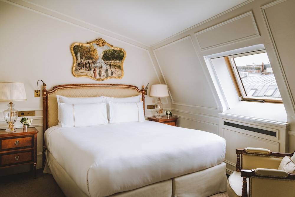 PARISIENNE, SUITE