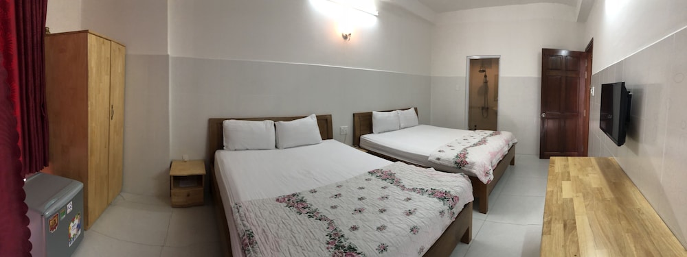 Saigon River Hotel 5/22