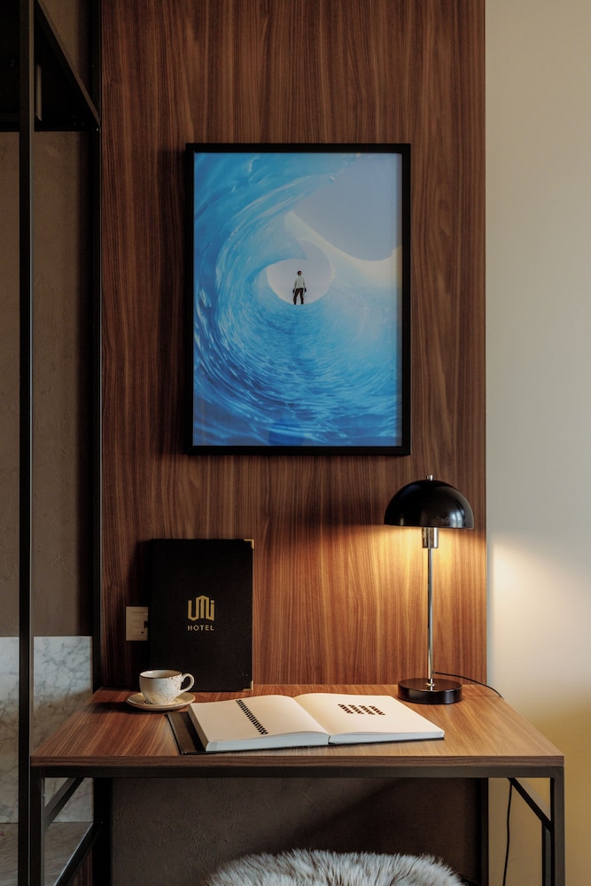 Umi Hotel 59/71
