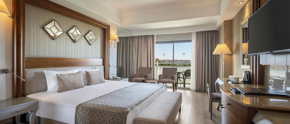 Side Star Resort 15/50