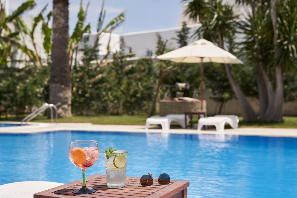 Polos Hotel Paros photo2