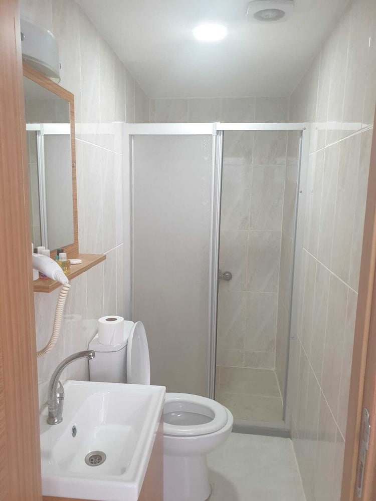 Grand Istanbul Airport Hotel 33/36