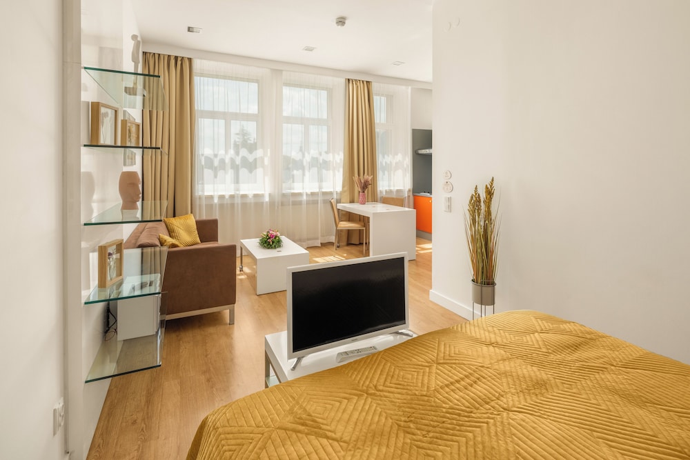 Mamaison Residence Sulekova Bratislava 12/50