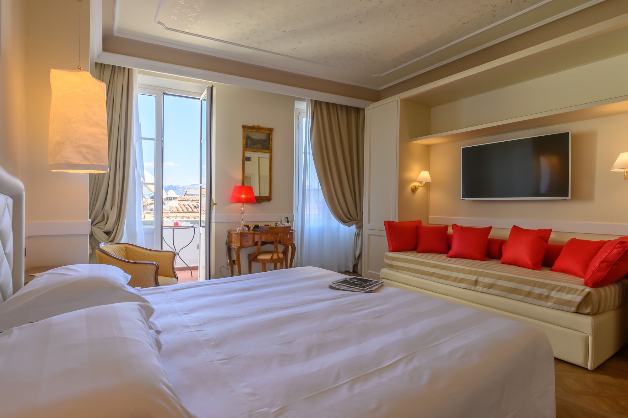 DELUXE, DOUBLE BED, BALCONY