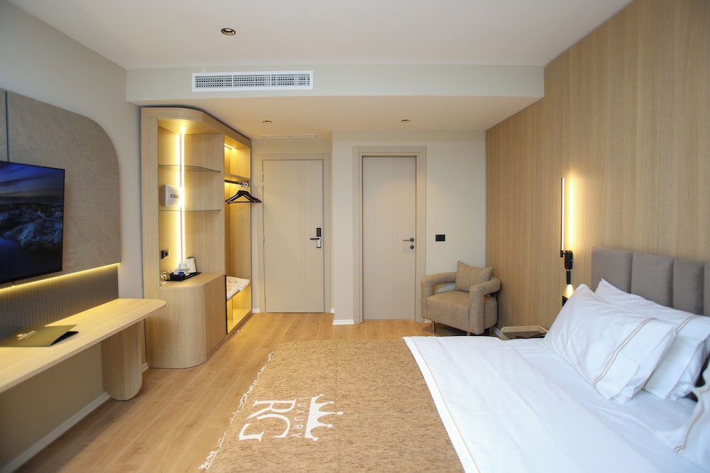 Room at Regina Palm Resort, ORIKUM