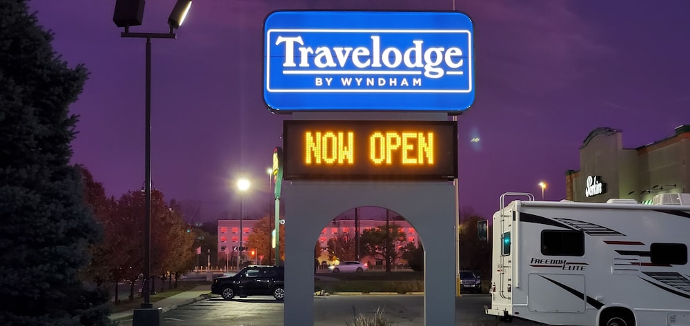 Travelodge by Wyndham Elkhart 3/54