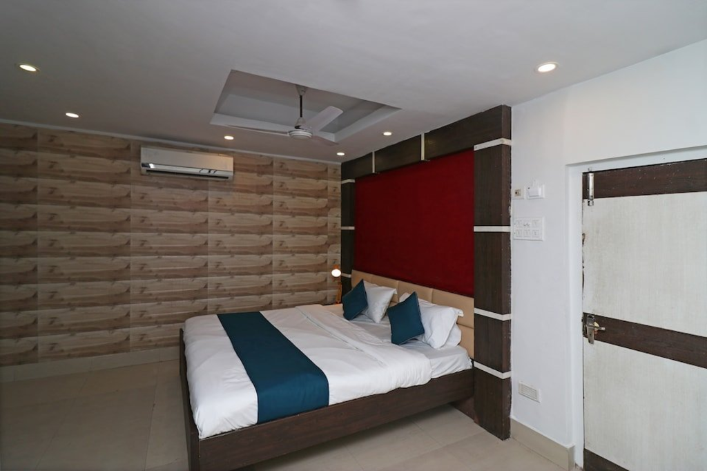 HOTEL ROYAL GARDEN 9/40