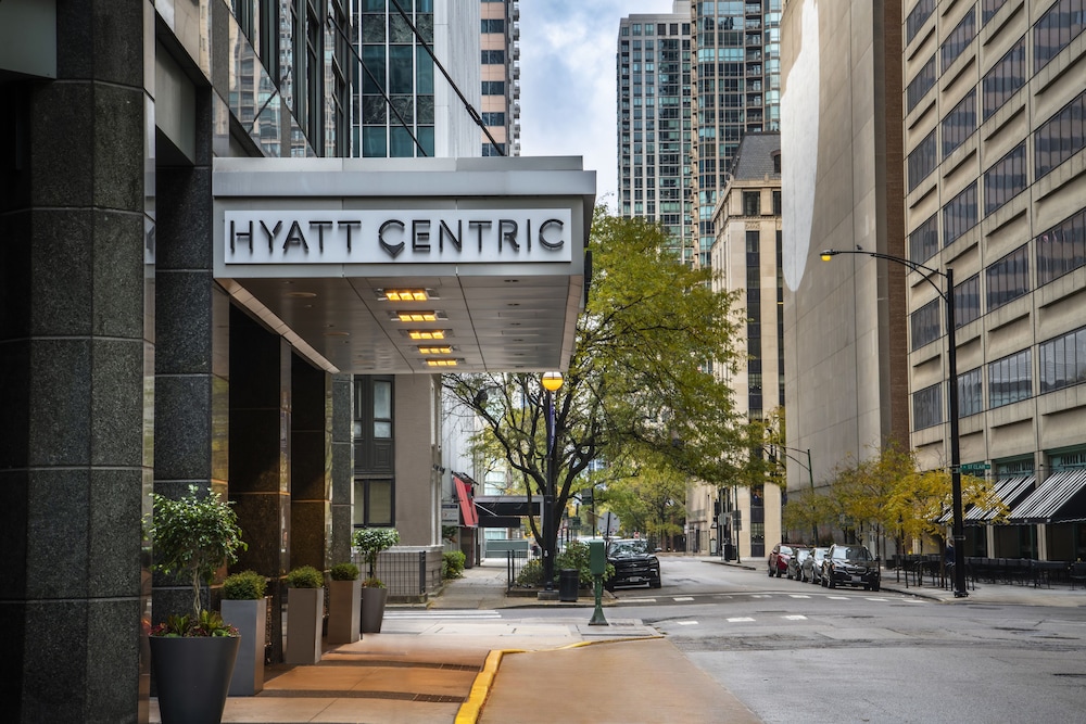 Hyatt Chicago Magnificent Mile Formerly Wyndham Chicago 65/68