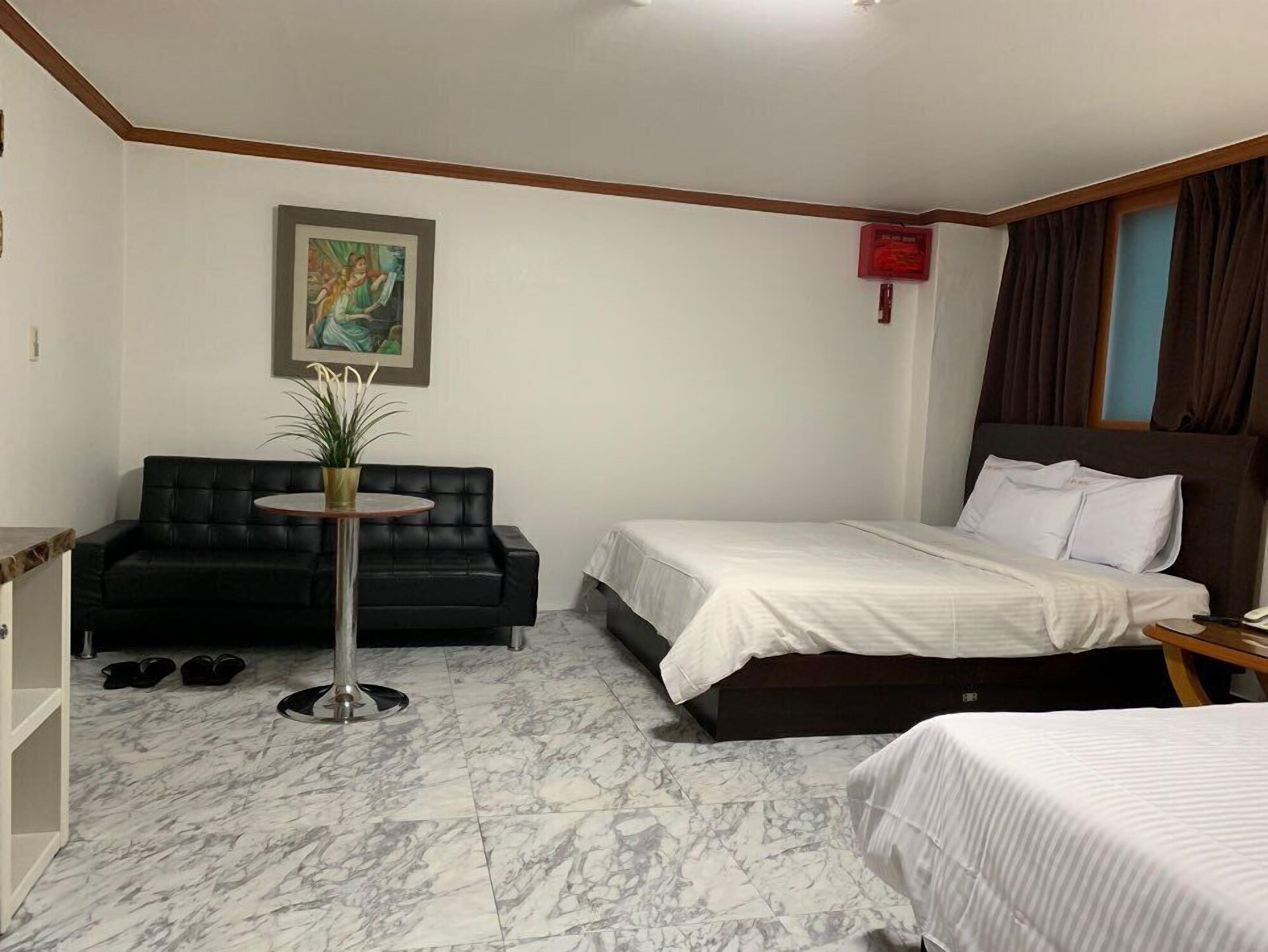 Vip, Twin Beds, King and Queen Bed
