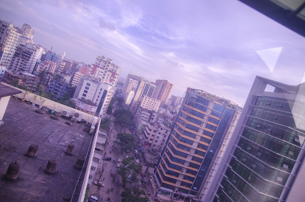 HOTEL 71 7/71